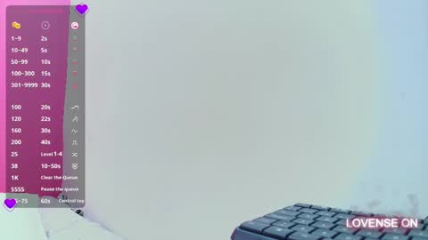 Snapshot of hornybarelylegalgirl chatting on 5, 3, 2025 Khloe online show from 5, 3, 2025