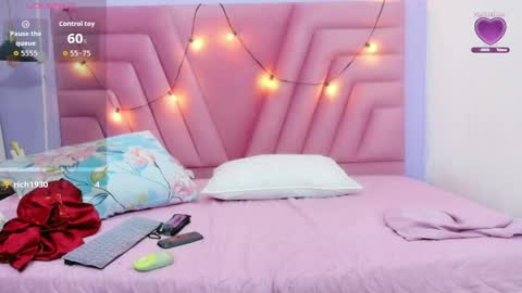 Khloe  online show from 2, 4, 2026