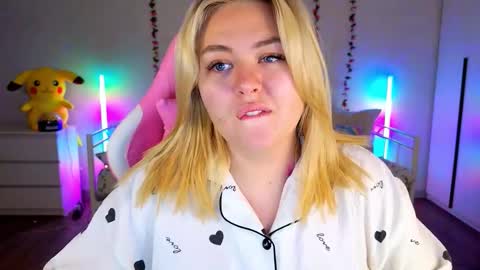 HornyCakee online show from 21, 9, 2025