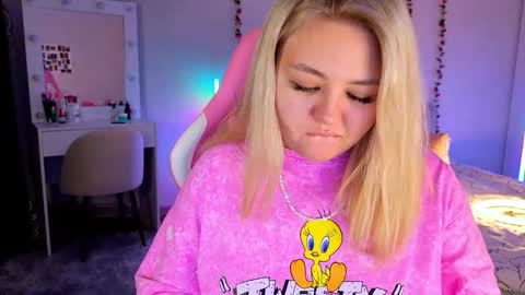 HornyCakee online show from 12, 10, 2025