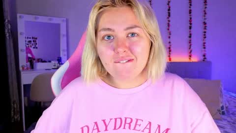 HornyCakee online show from 6, 4, 2026