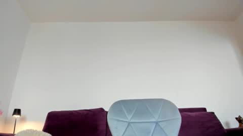 Snapshot of hornyemma_ chatting on 18, 11, 2025 Emma online show from 18, 11, 2025