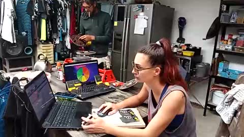 Snapshot of hornyhippies0080 chatting on 12, 10, 2025 Nix D online show from 12, 10, 2025