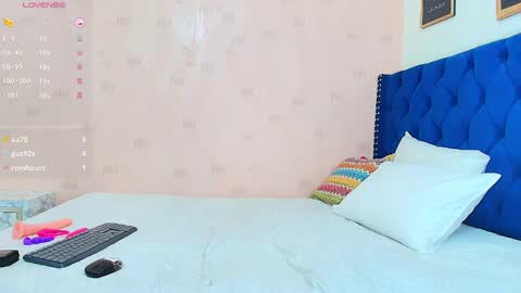 Snapshot of hornylatimommy chatting on 22, 1, 2025 Natasha online show from 22, 1, 2025