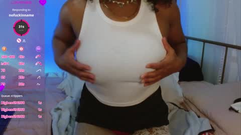 Horny Little Honey online show from 27, 12, 2024