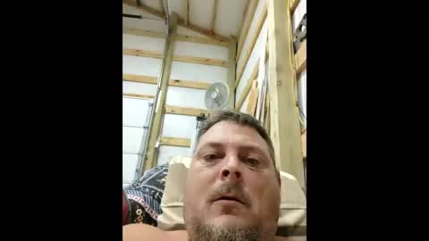 Hornyredneck online show from 5, 10, 2025