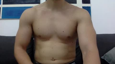 Snapshot of hornyspaniard93 chatting on 1, 7, 2026 hornyspaniard93 online show from 1, 7, 2026