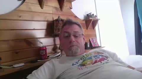 Snapshot of hornyt1me chatting on 19, 10, 2025 read my profile online show from 19, 10, 2025