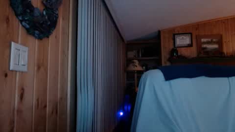 Snapshot of horsebigballs chatting on 10, 2, 2025 horsebigballs online show from 10, 2, 2025