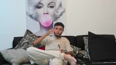 Snapshot of hot_bad_boy69 chatting on 15, 10, 2025 hot bad boy69 online show from 15, 10, 2025