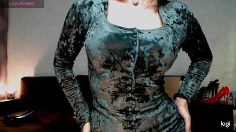 Snapshot of hot_best_lovers_ chatting on 28, 10, 2025 Liza online show from 28, 10, 2025