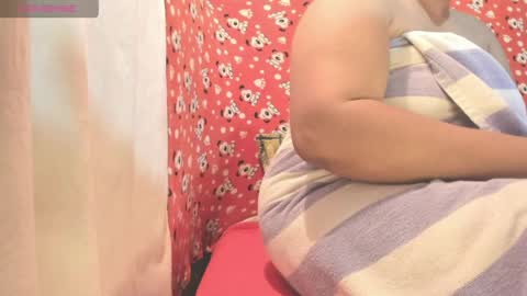 hot_boobiesbitch online show from 10, 4, 2026