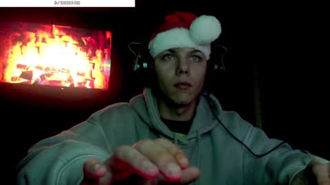 Snapshot of hot_boy_2002_ chatting on 16, 12, 2024 Hot boy 2002 online show from 16, 12, 2024