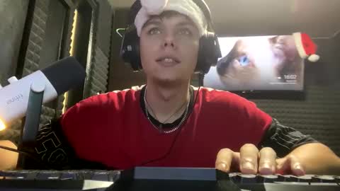 Snapshot of hot_boy_2002_ chatting on 29, 12, 2024 Hot boy 2002 online show from 29, 12, 2024