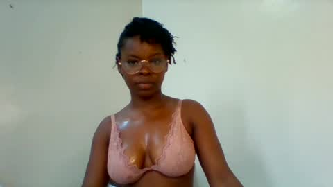 Snapshot of hot_cammy08 chatting on 17, 6, 2026 sweet cammy online show from 17, 6, 2026