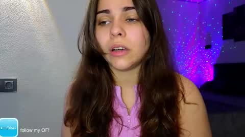 Snapshot of hot_chill__ chatting on 6, 5, 2026 LiluCaroline online show from 6, 5, 2026