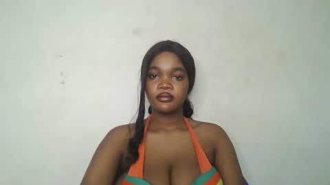 Snapshot of hot_choccoolate chatting on 2, 6, 2026 Zarah online show from 2, 6, 2026