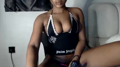 sonia  mis choco online show from 16, 4, 2026