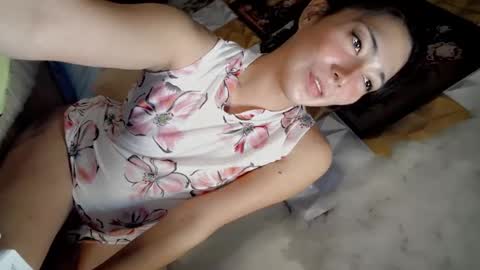 its me CLAUDIA online show from 10, 3, 2025