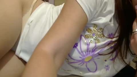 Snapshot of hot_couplee98 chatting on 19, 1, 2025 Hot Couple online show from 19, 1, 2025