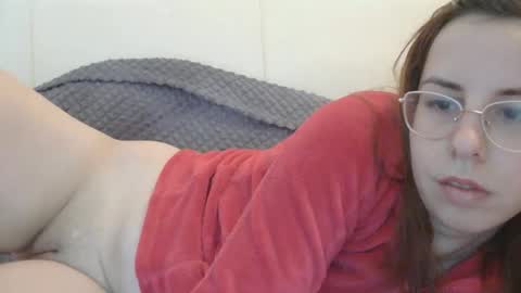 Snapshot of hot_couplee98 chatting on 19, 10, 2025 Hot Couple online show from 19, 10, 2025