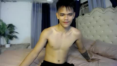 hot_fucker_ online show from 19, 11, 2025