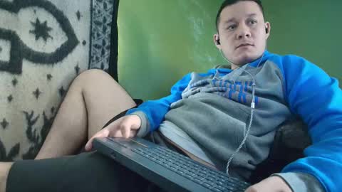 hot_guy36 online show from 15, 12, 2025