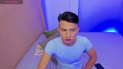Alejandro online show from 9, 4, 2026