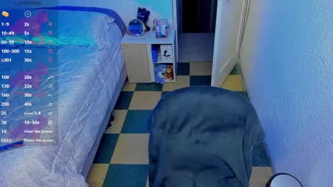 Snapshot of hot_latin_temptation chatting on 8, 6, 2026 Alejandro online show from 8, 6, 2026