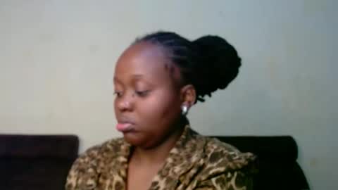 Snapshot of hot_linahh chatting on 29, 11, 2025 Linah online show from 29, 11, 2025