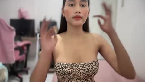 Snapshot of hot_marryxx chatting on 24, 11, 2025 marry online show from 24, 11, 2025