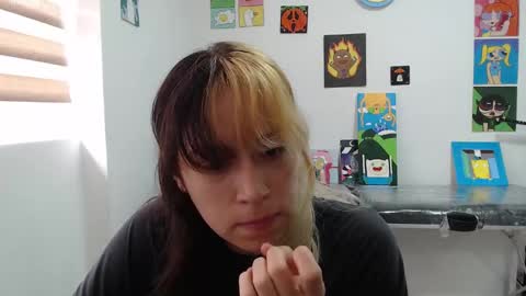 Mia online show from 18, 9, 2025