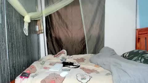 hot_moxie online show from 17, 11, 2025