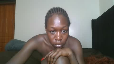 Hot petite online show from 14, 4, 2026