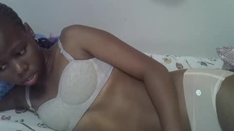 Snapshot of hot_petra2 chatting on 7, 5, 2026 Daddys doll online show from 7, 5, 2026
