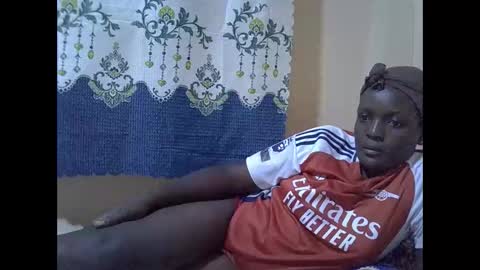 RAYLAH online show from 3, 12, 2025