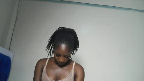 Snapshot of hot_sexxxy_girl chatting on 15, 7, 2026 Milly online show from 15, 7, 2026