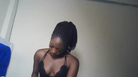 Snapshot of hot_sexxxy_girl chatting on 18, 7, 2026 Milly online show from 18, 7, 2026