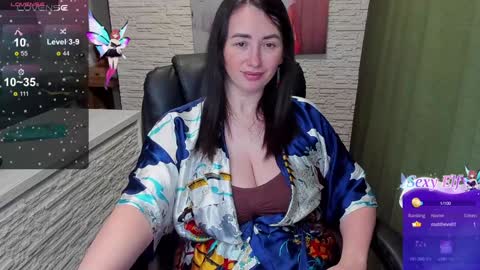 Snapshot of hot_squirtgirl chatting on 11, 12, 2024 Vasilisa online show from 11, 12, 2024