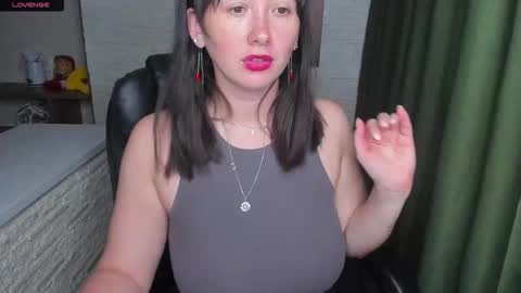 Snapshot of hot_squirtgirl chatting on 29, 9, 2025 Vasilisa online show from 29, 9, 2025