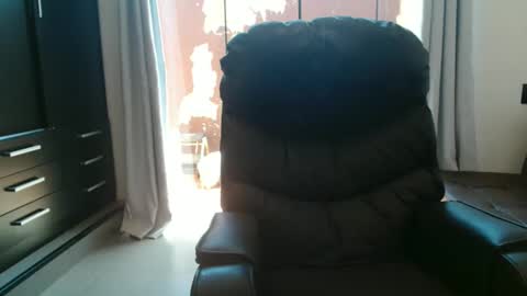 couple without tabus online show from 6, 3, 2025