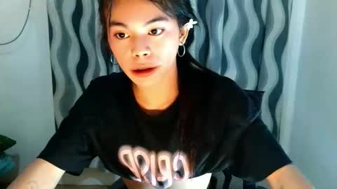 Snapshot of hot_yanna143 chatting on 16, 4, 2026 Yanna online show from 16, 4, 2026
