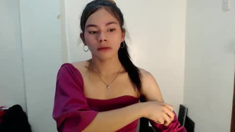 Snapshot of hot_yanna143 chatting on 29, 4, 2026 Yanna online show from 29, 4, 2026