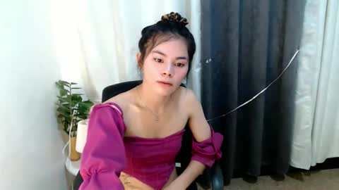Snapshot of hot_yanna143 chatting on 29, 5, 2026 Yanna online show from 29, 5, 2026
