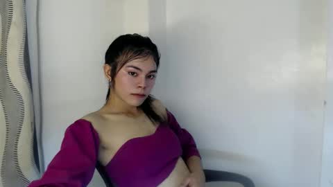 Snapshot of hot_yanna143 chatting on 4, 6, 2026 Yanna online show from 4, 6, 2026