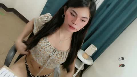 Snapshot of hot_yanna143 chatting on 1, 7, 2026 Yanna online show from 1, 7, 2026