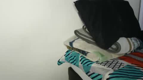 Hot and PowerHOPE U MISS ME online show from 7, 1, 2025