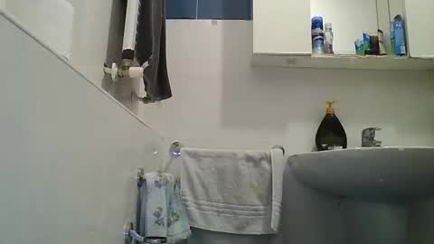 hotandwild2003 online show from 26, 2, 2026