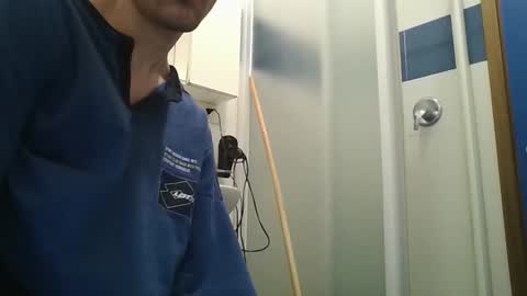 hotandwild2003 online show from 6, 4, 2026