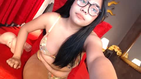 hotasian_gabby69 online show from 19, 12, 2024